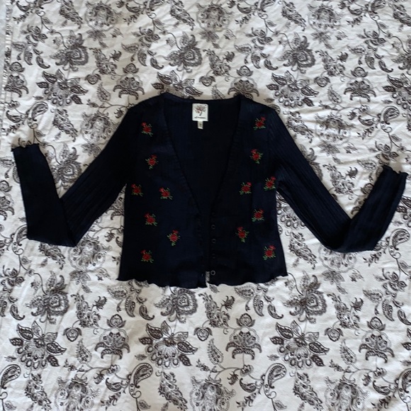 Brand Self esteem size XS color black with red roses - Picture 1 of 5